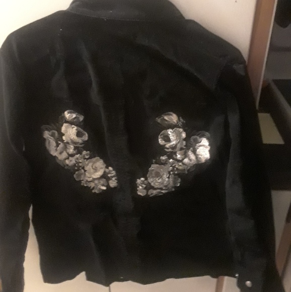 Jacket - Picture 2 of 3